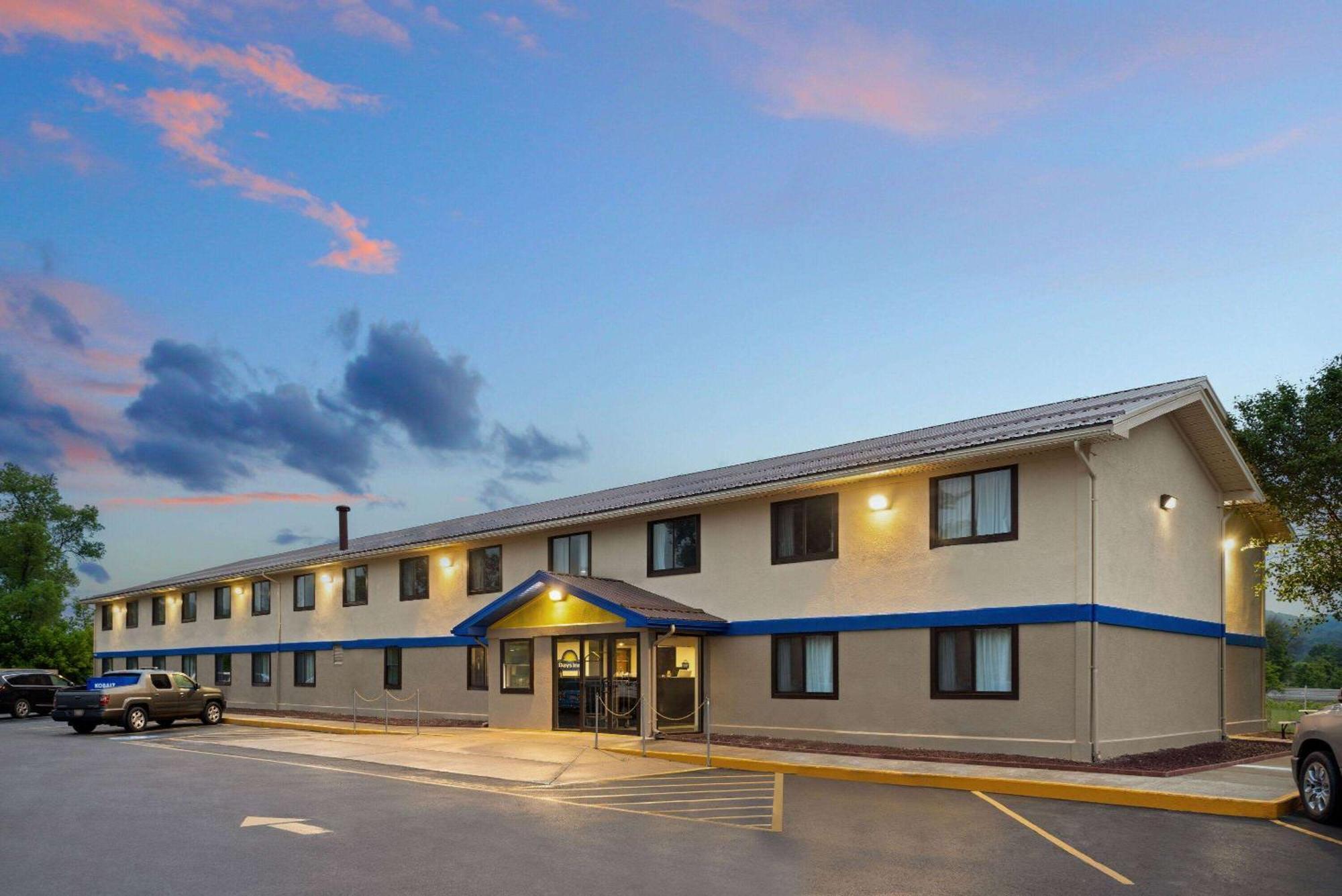 Days Inn By Wyndham Hornell Ny Ngoại thất bức ảnh