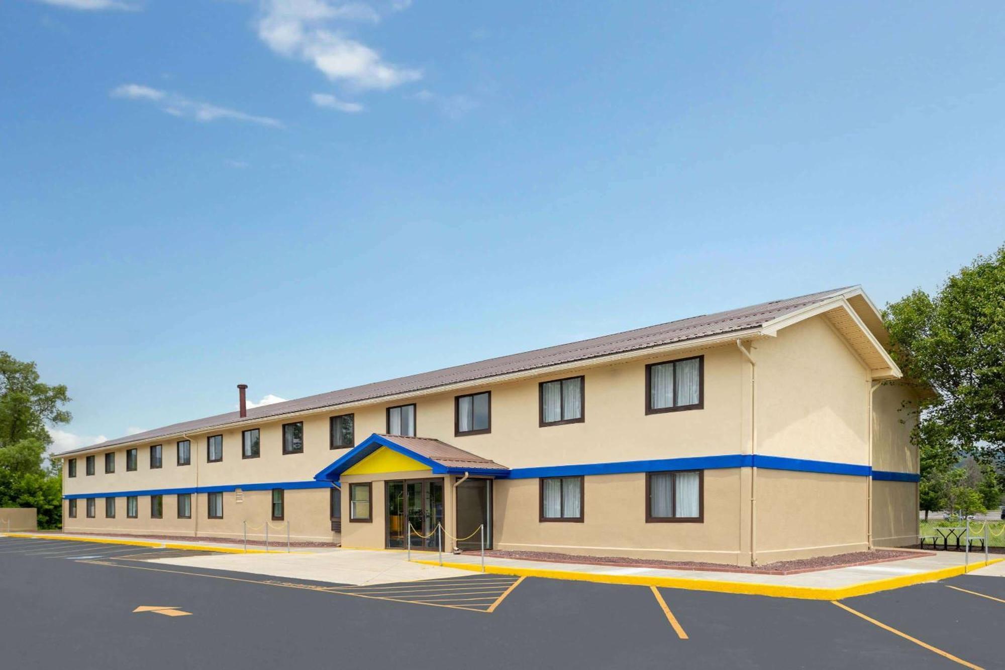 Days Inn By Wyndham Hornell Ny Ngoại thất bức ảnh